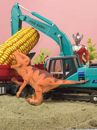 户外奥特曼兄弟恐龙工程机械队 挖掘机推土机运输车玩具